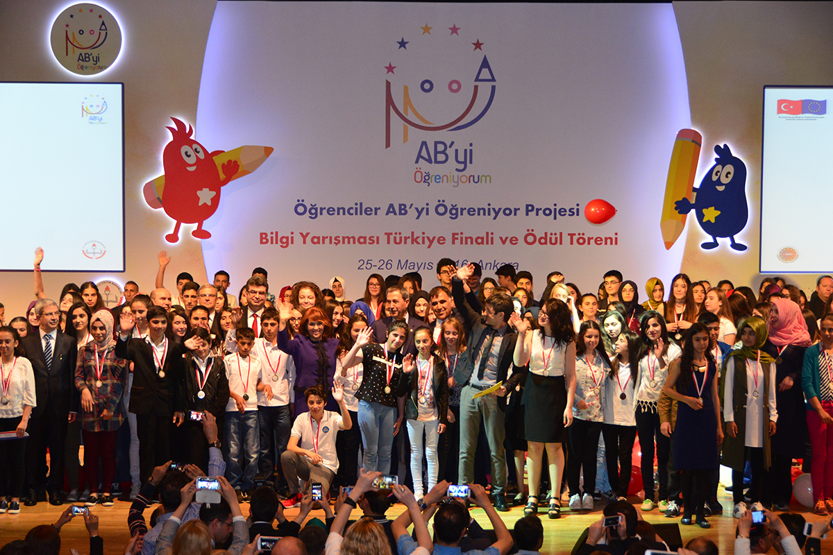 &#214;ğrenciler AB’yi &#214;ğreniyor: Ortak Değerler, Temel Haklar ve Politikalar Teknik Destek Projesi 